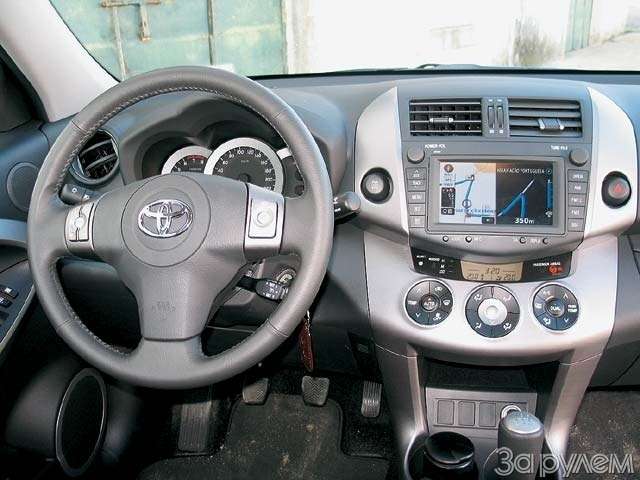 Toyota RAV4. Свет в окошке — фото 62641