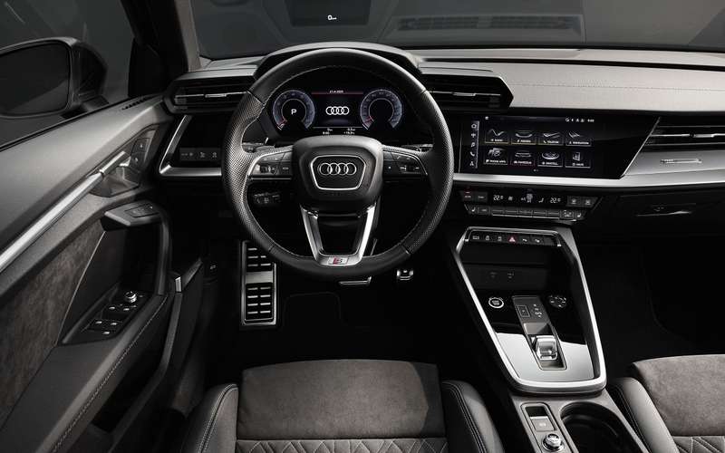 Audi показала седан A3 нового поколения