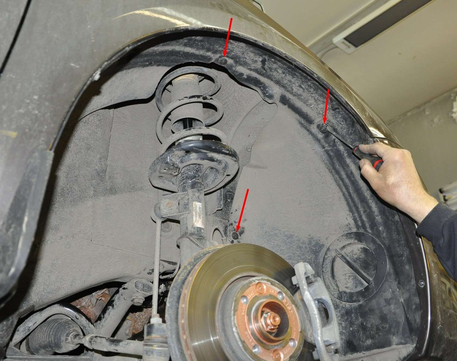 Lada Vesta: проверка и замена ремня привода вспомогательных агрегатов — фото 568589
