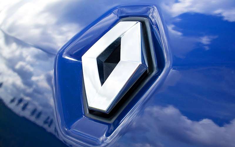 Renault подняла рублевые цены на автомобили