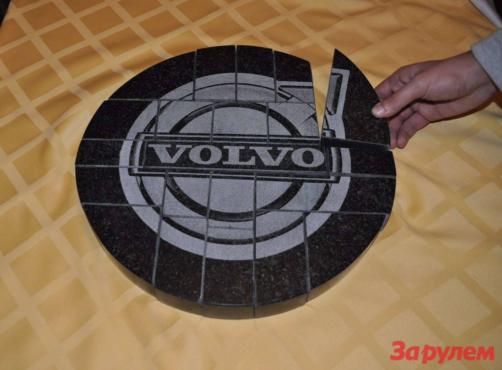 Volvo — 2014:за волшебством www.zr.ruо