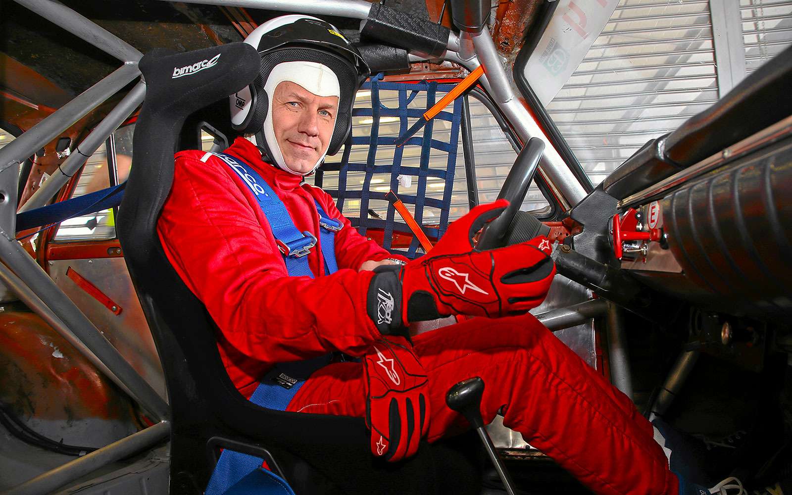 Наш главный редактор Максим Кадаков дебютировал в Moscow Classic Grand Prix год назад за рулем ГАЗ‑2410. Ныне пересел на 412‑й и дважды стал победителем этапа в зачете «Москвич 2000».