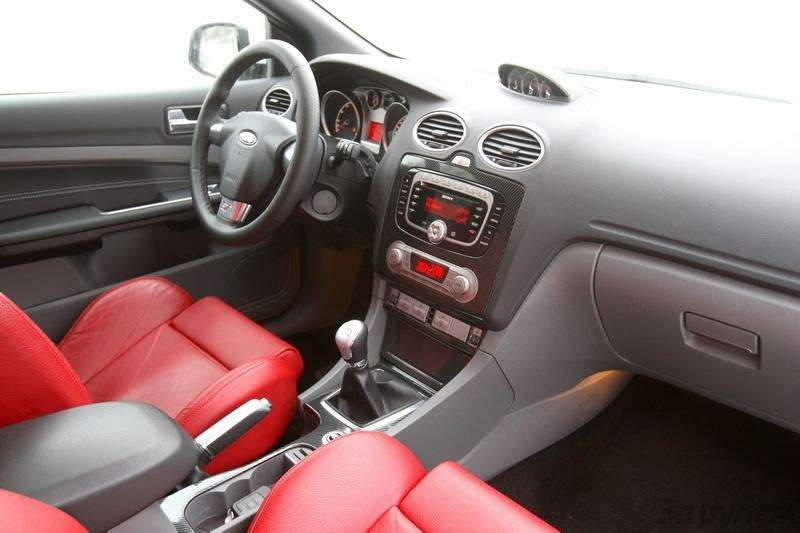 Seat Leon Cupra, Ford Focus ST: На два лица (ВИДЕО) — фото 92025