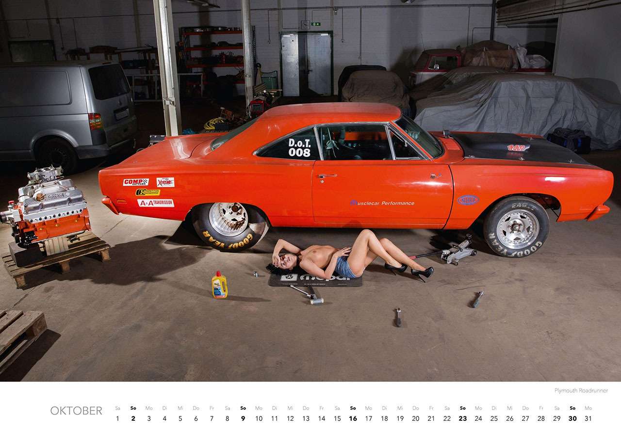 Календарь с девушками «Мечты механика-2022» вышел в свет — фото 1289495