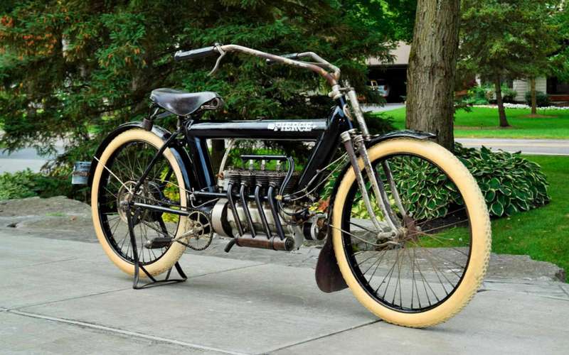 110-летний мотоцикл нужен? Продан за $225 000!