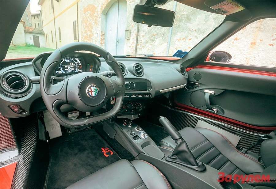 Alfa Romeo 4С: Альфа-самка — фото 258333