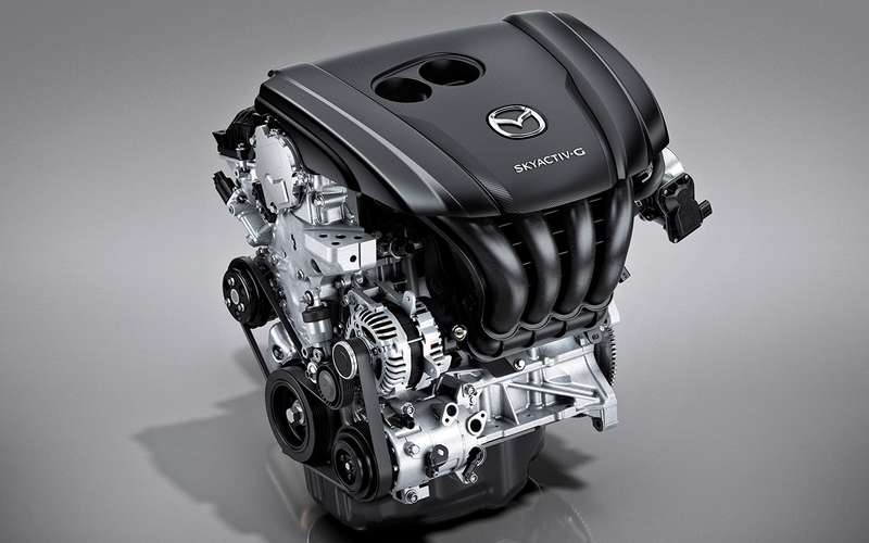 Новая Mazda 3: как японцы скрестили бензиновый мотор с дизельным