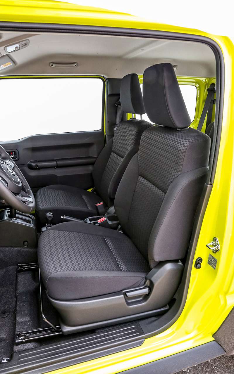 Новый Suzuki Jimny: первый тест-драйв и видео