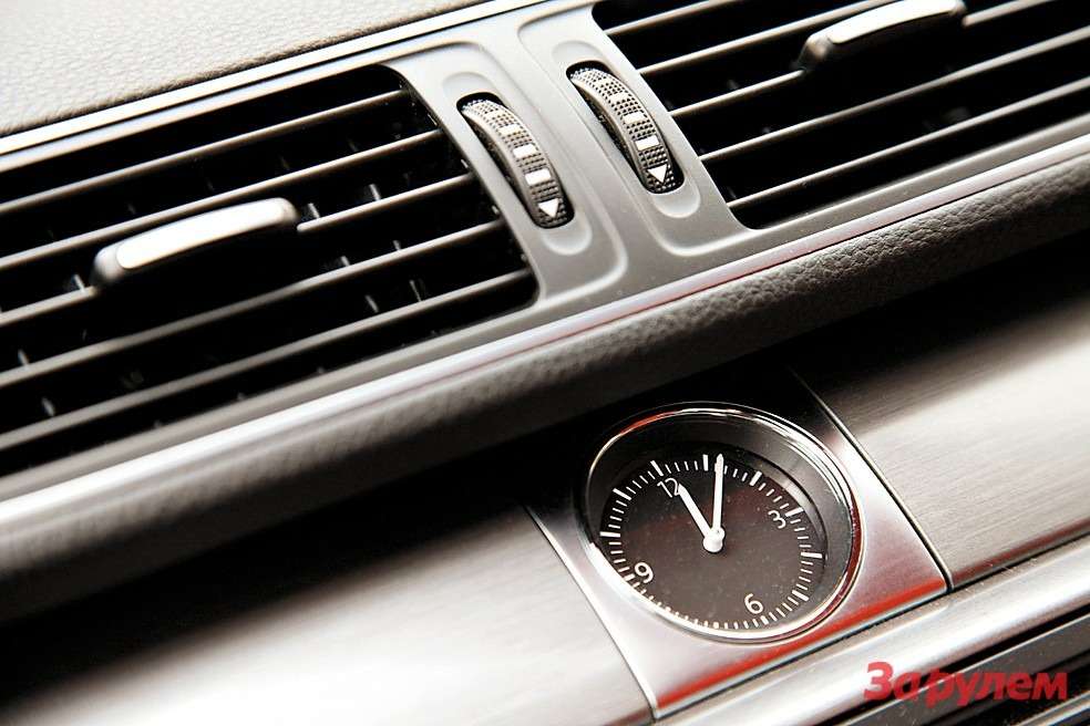Часы как на флагманском Volkswagen Phaeton 