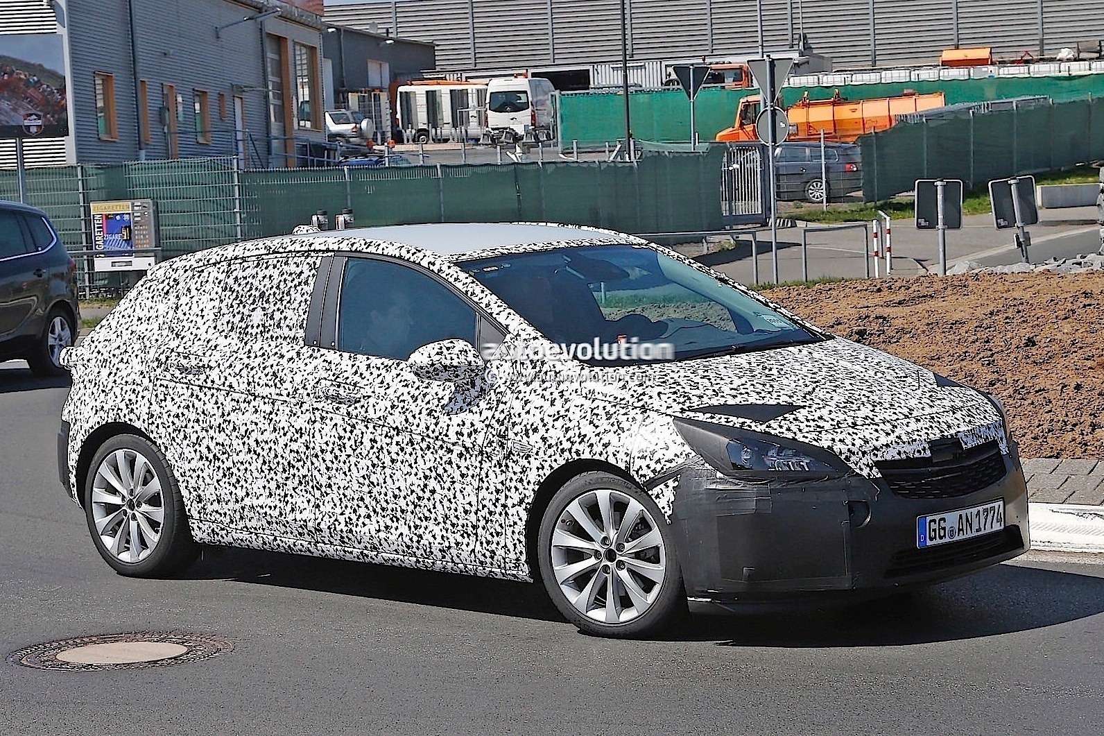sportier-2016-opel-astra-gsi-spied-could-rival-focus-st-and-golf-gti-photo-gallery_3