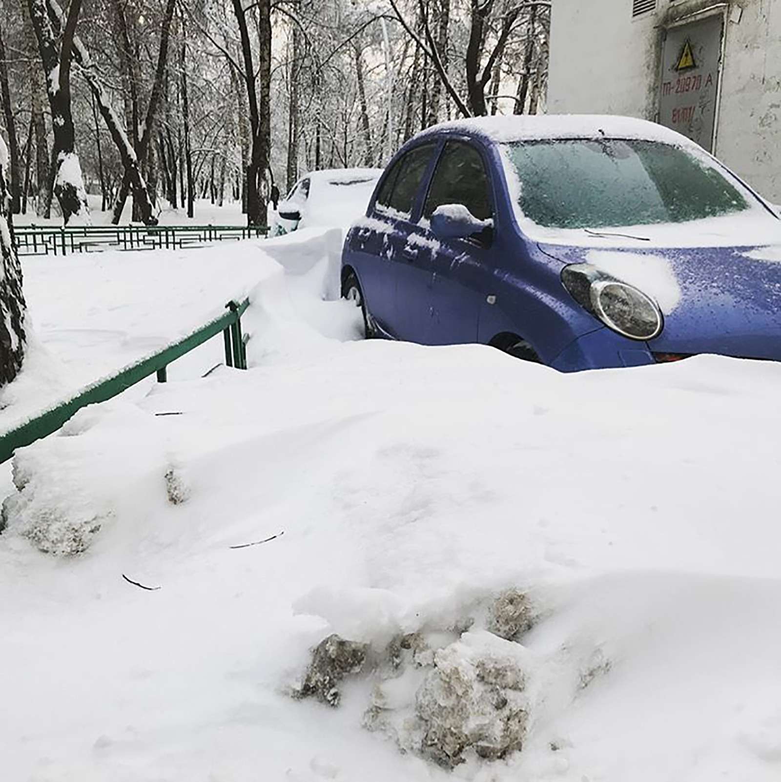 «Снегопад века»: как в Москве пережили первый катаклизм года — фото 842115