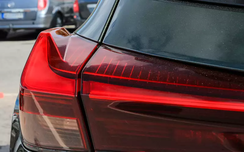 Новый кроссовер Lexus UX — первый тест-драйв