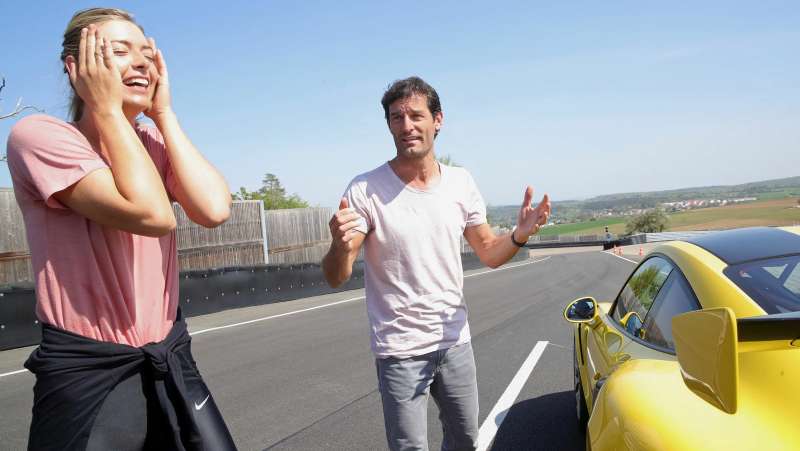 Не теннисом единым: Мария Шарапова прокатилась на самом быстром Porsche