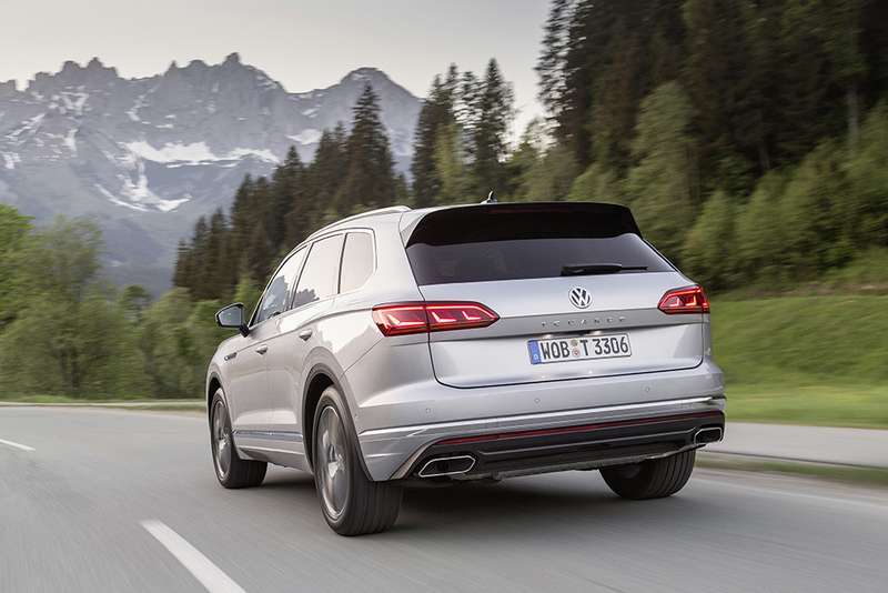 Volkswagen назвал цены новой версии Touareg Exclusive