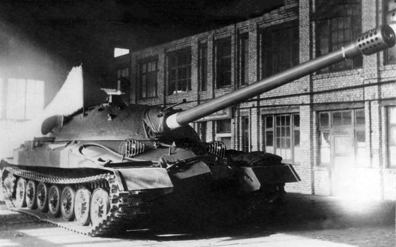 ИС-7: неизвестный советский танк-монстр