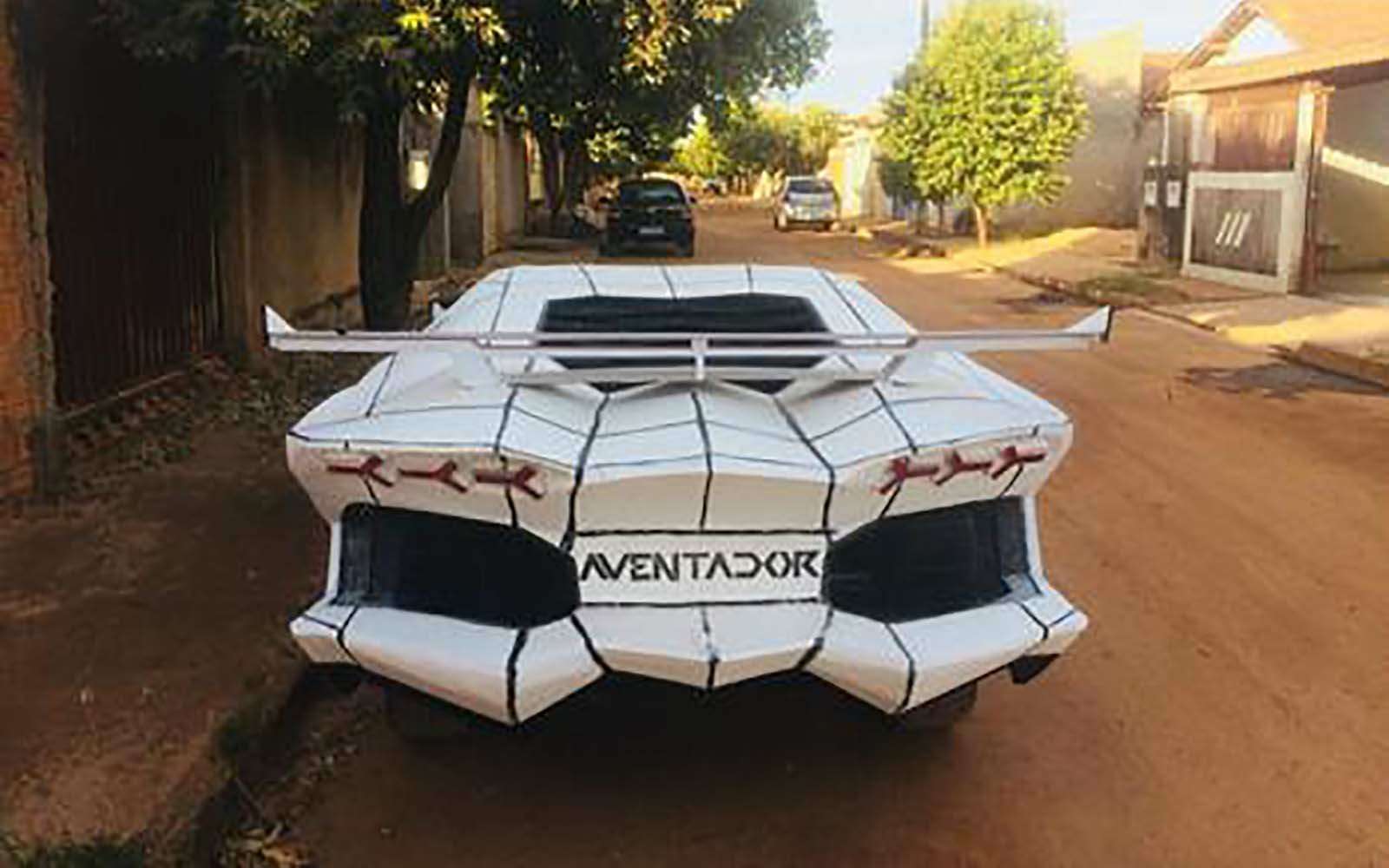 Lamborghini Aventador за 500 тысяч рублей? И такое возможно! — фото 890593
