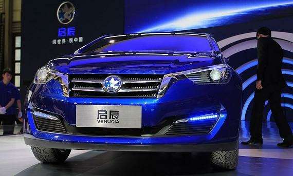 Venucia, первенец нового бренда Nissan, засветился в Шанхае