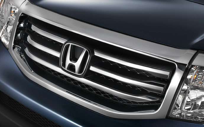 Honda и Toyota повторно отзывают по миллиону авто из-за проблем с подушками безопасности