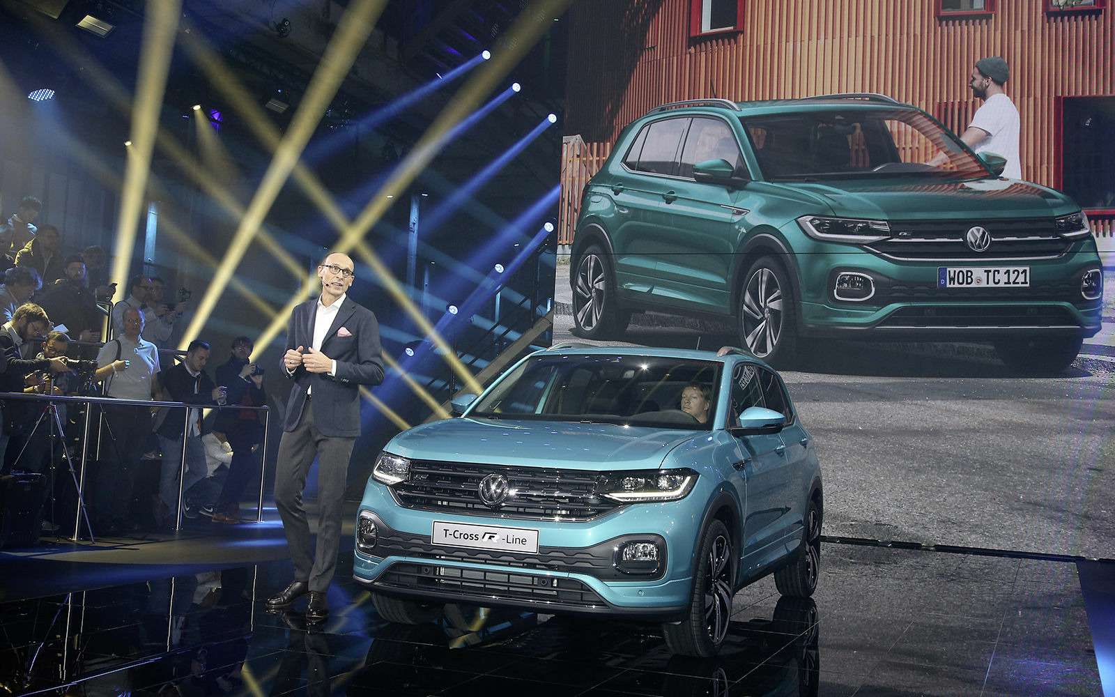 Новый кроссовер Volkswagen: он появится в России! — фото 918187