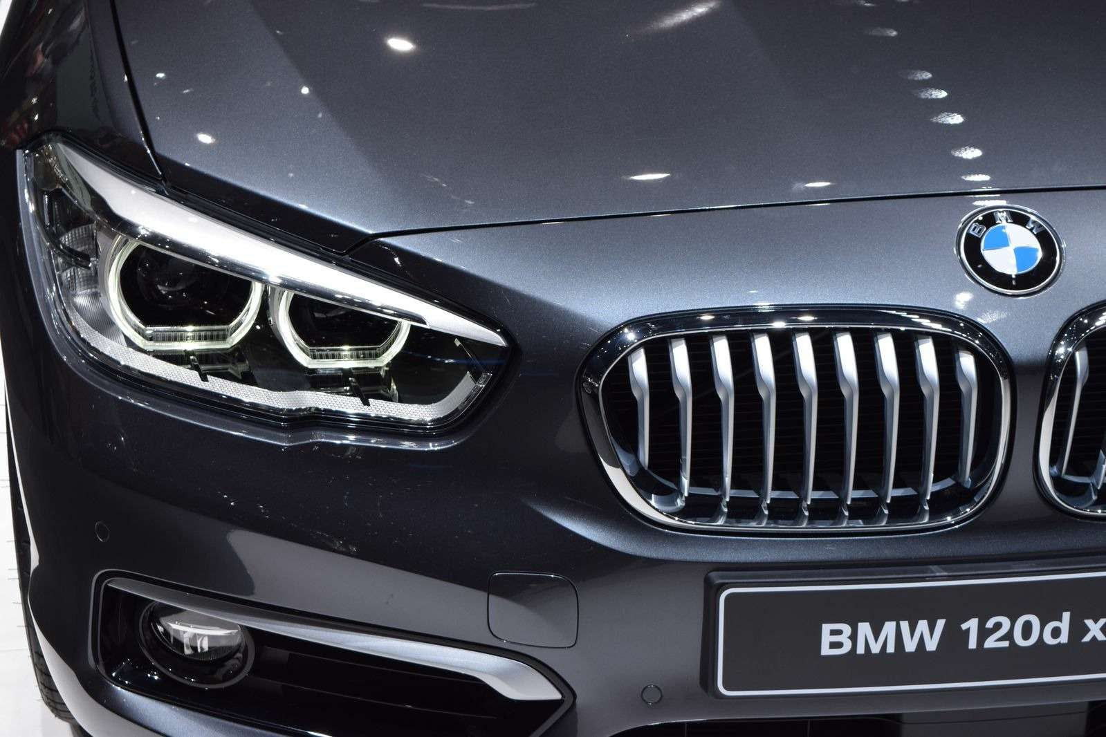 BMW добавила свежести 1-й серии — фото 369409