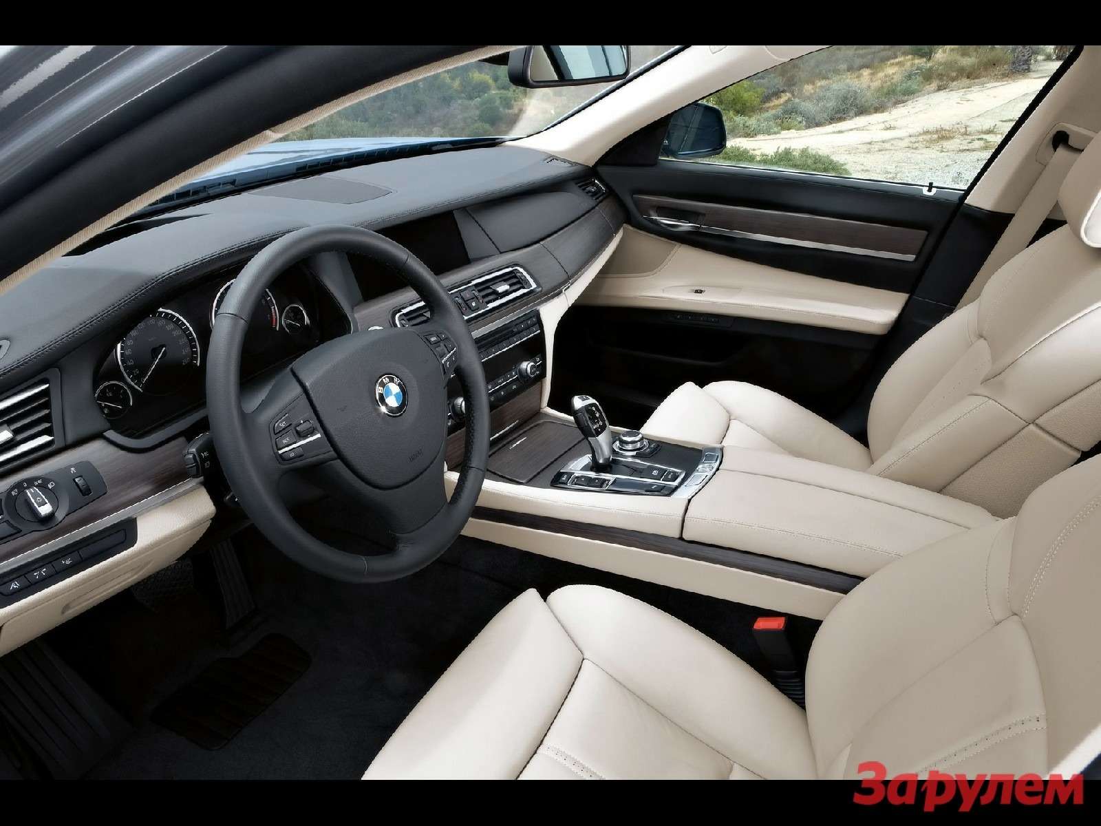 Интерьер BMW ActiveHybrid 7