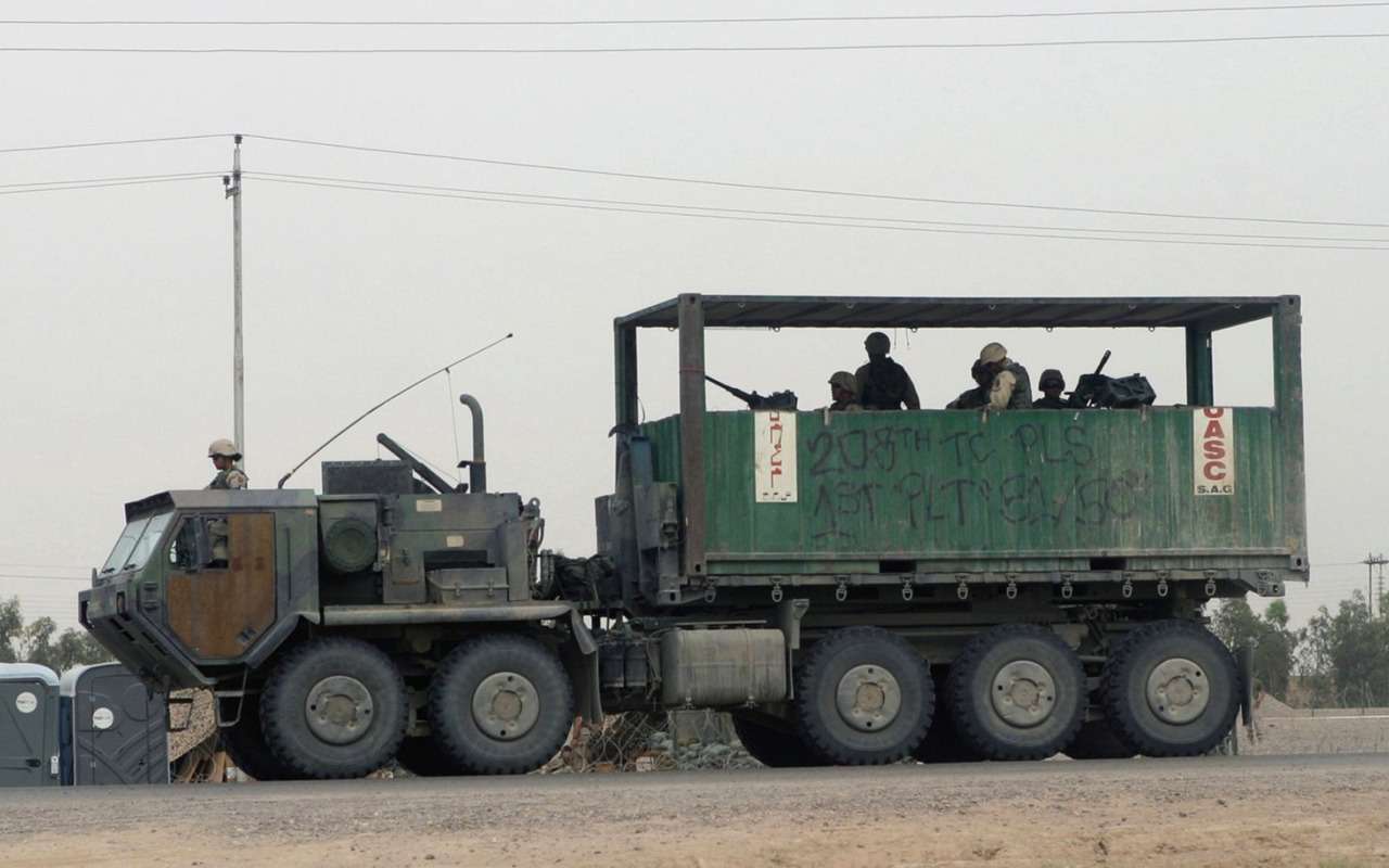 Грузовики боевого назначения: гантраки в Афгане, Украине и Сирии — фото 911492