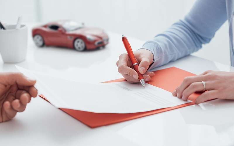 Какие документы нужны для покупки автомобиля в автосалоне?