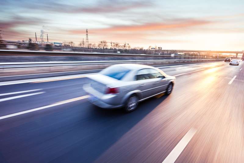 Правительство хочет наказывать за превышение скоростного лимита на 10 км/ч