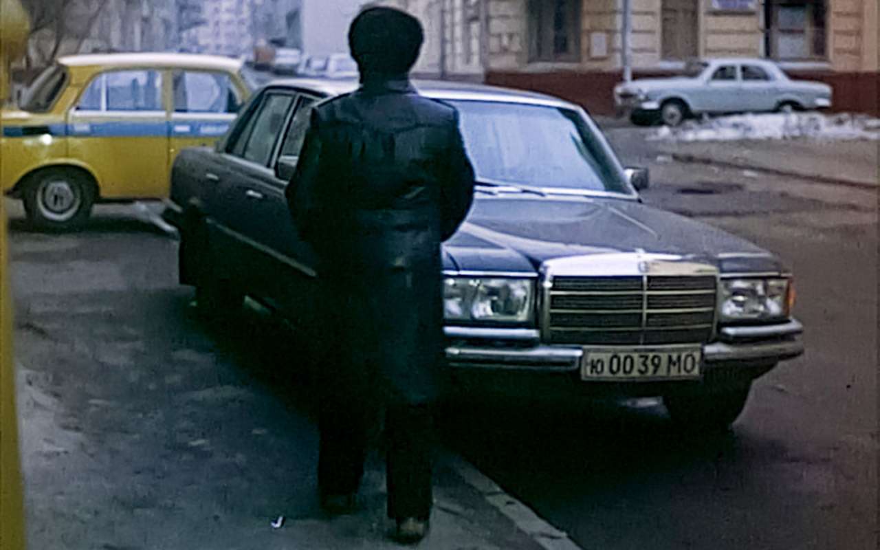 Машина Высоцкого, Карпова и Брежнева: первый в истории S-класс — фото 1210010