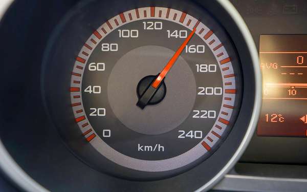30 км/ч — новый скоростной лимит для больших городов. Поддерживаете?