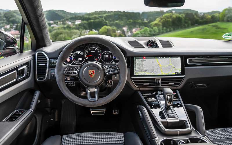 Самый дорогой Porsche Cayenne — тест-драйв «За рулем»