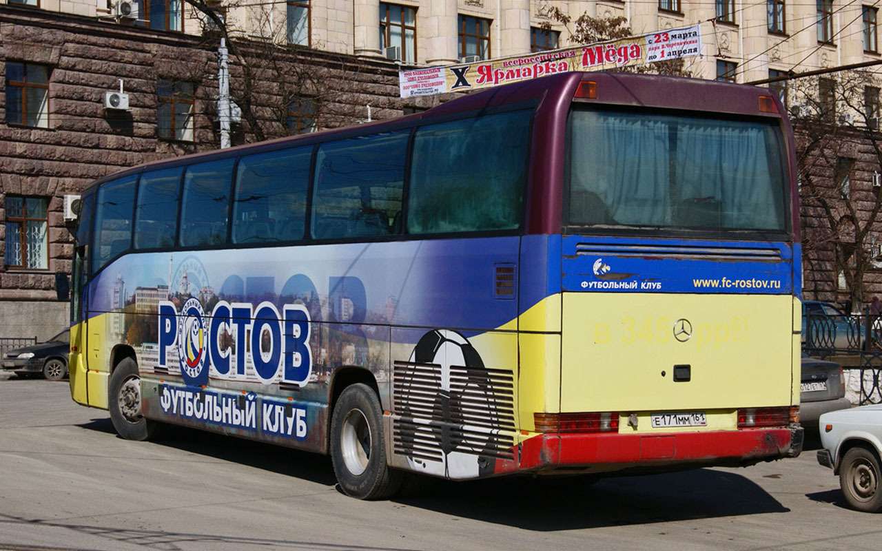 Mercedes, Setra, Volgabus... — на каких автобусах ездят наши футболисты — фото 929681