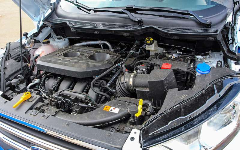 Обновленный Ford EcoSport: три цилиндра, автомат и полный привод