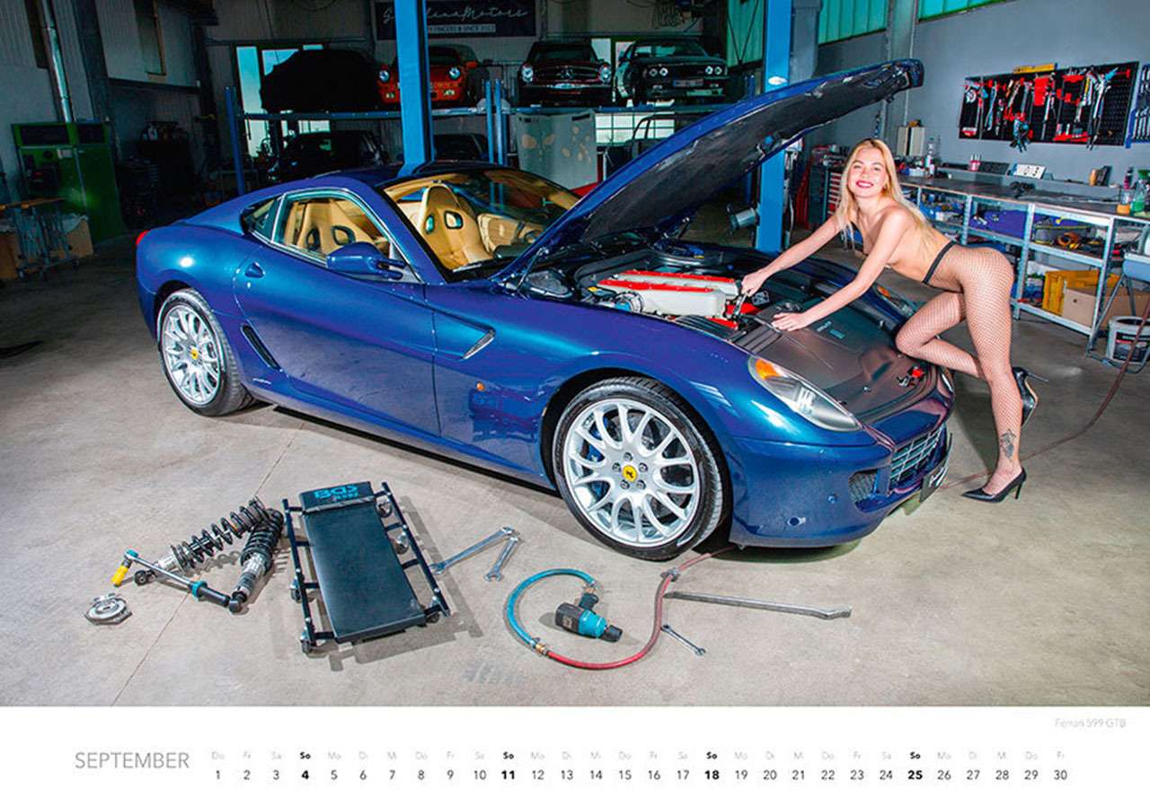Календарь с девушками «Мечты механика-2022» вышел в свет — фото 1289492