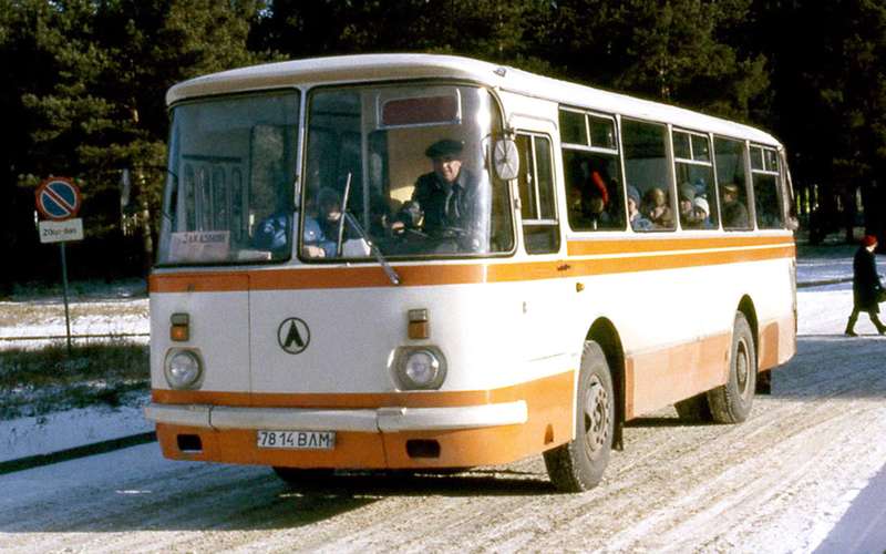 6 нескучных фактов о самом (пожалуй!) неординарном автобусе СССР