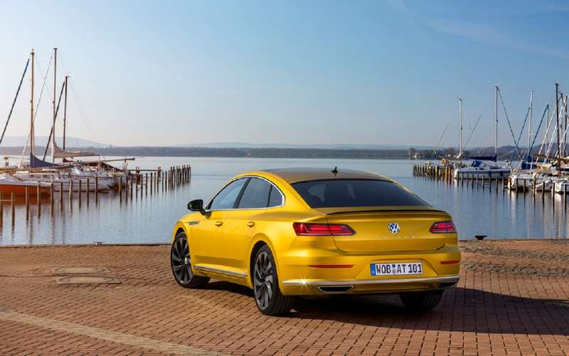 Volkswagen привезет в Россию спортивный седан Arteon