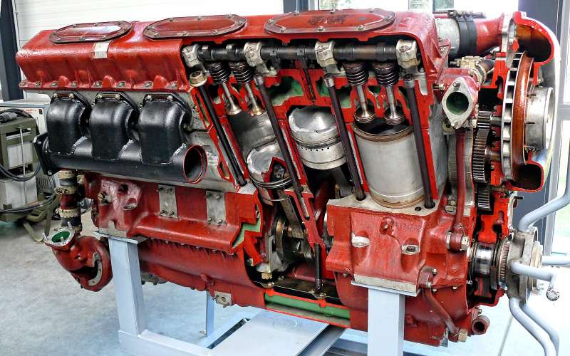 Двигатель В-46