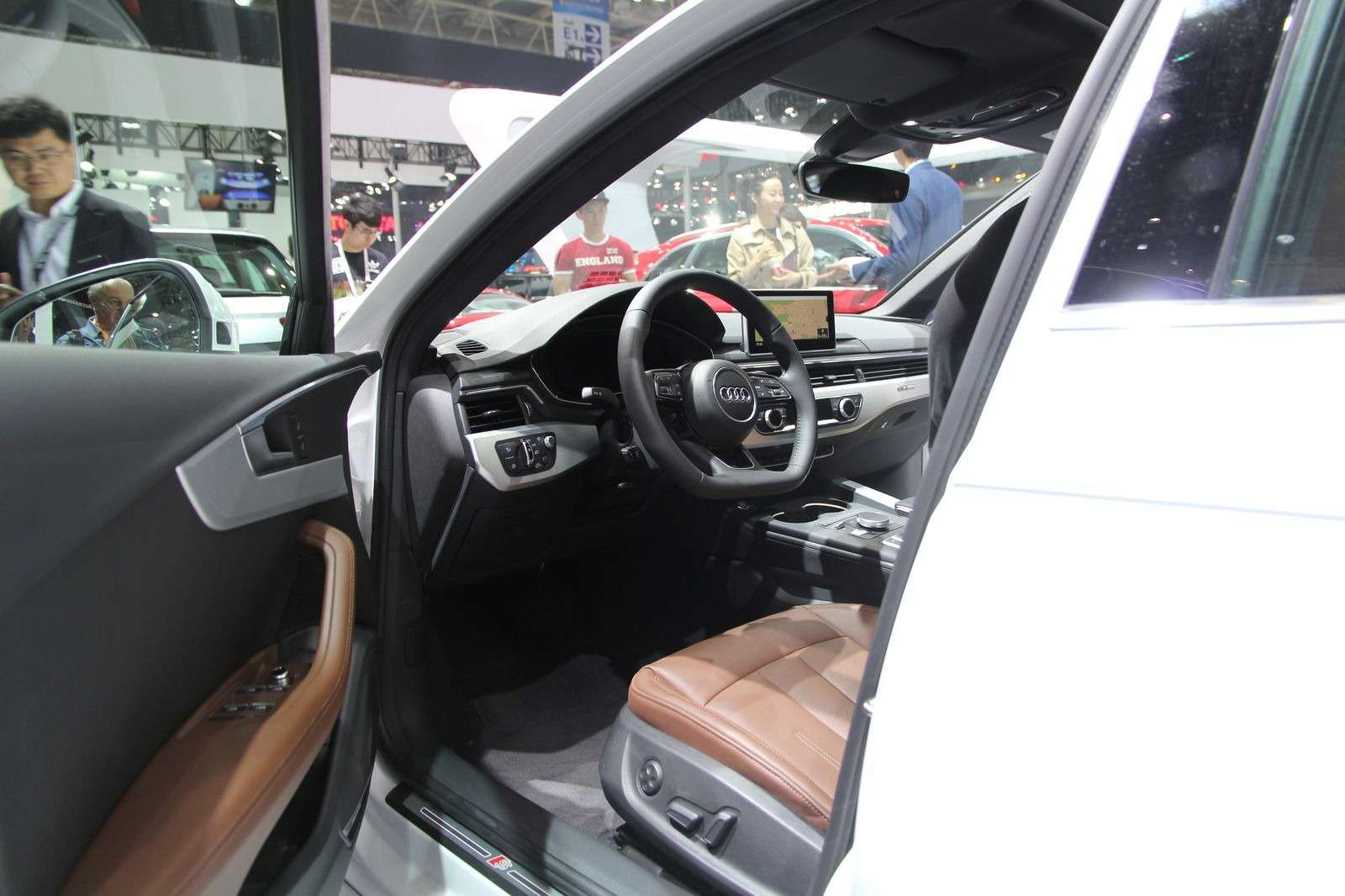 Audi A4 L: немецкая щедрость в обмен на юани — фото 580292