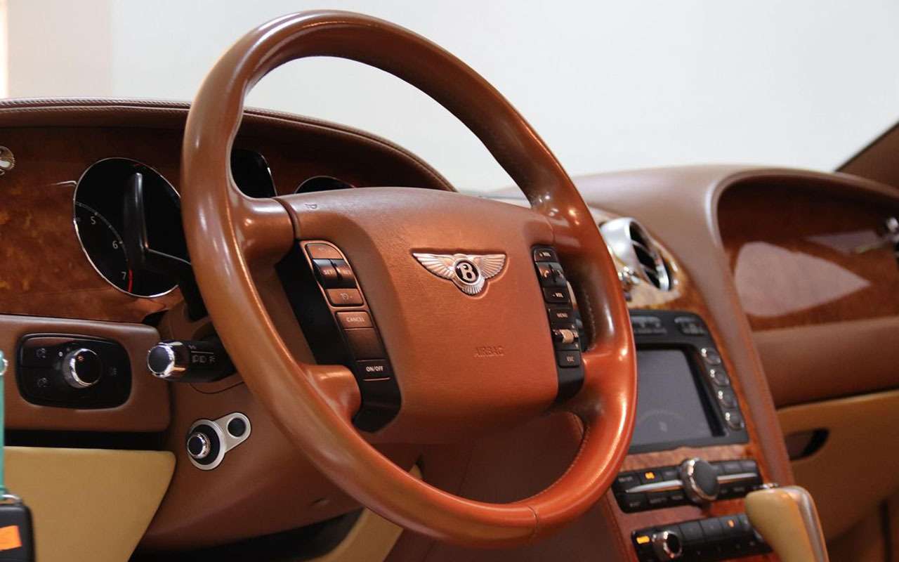 Роскошь недорого: как выбрать Bentley с пробегом (и не разориться потом) — фото 1243398
