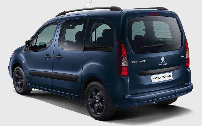 Новый Peugeot Partner Crossway: три куба в багажнике, дизель, автомат