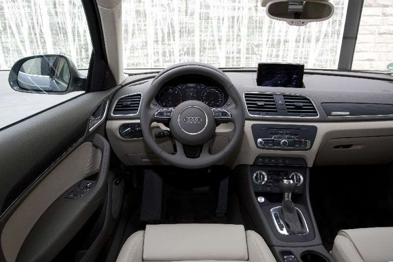 Audi Q3_Details_Interior (19)