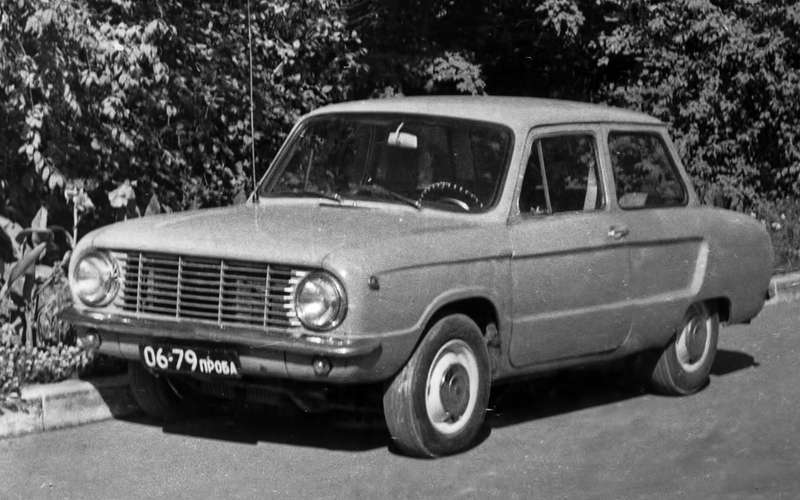 НАМИ‑0107 – первый советский переднеприводный легковой автомобиль, созданный на основе кузова Запорожца, появи­лся в 1966 году.