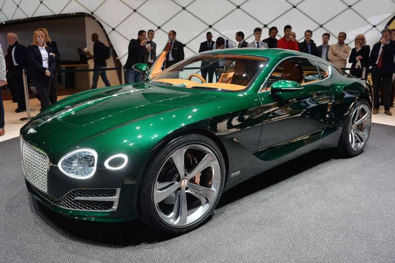 Bentley представил концепт новой модели в Женеве