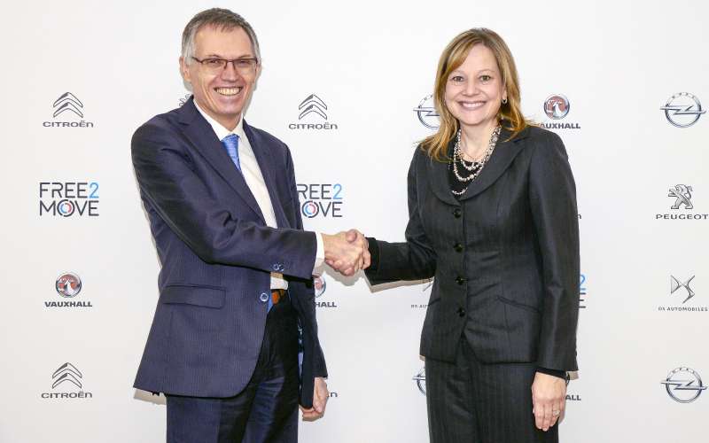 Главы PSA Group и General Motors Карлос Таварес и Мэри Барра