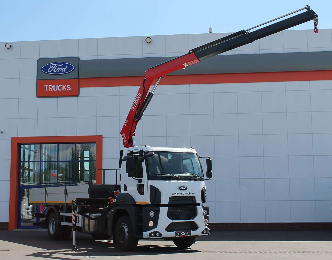 Новый 18-тонный грузовик Ford российской сборки — фото 1226829