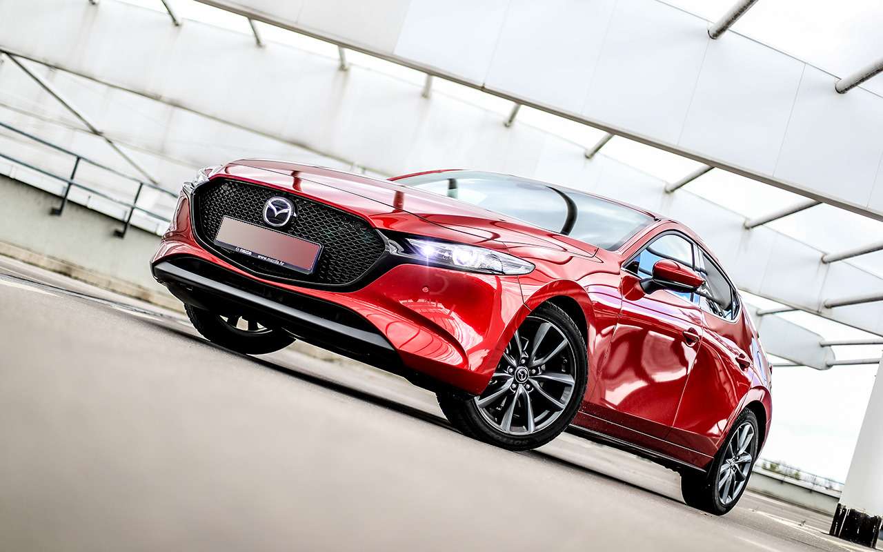 Mazda 3 обошла конкурентов: ее признали самым женским автомобилем — фото 1009991