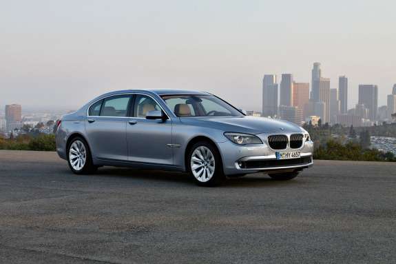 BMW 7 ActiveHybrid side-front view