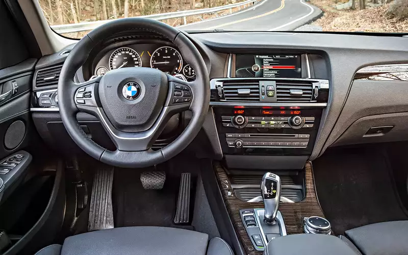 BMW X3 с пробегом: 3 бесспорных плюса и 2 существенных минуса