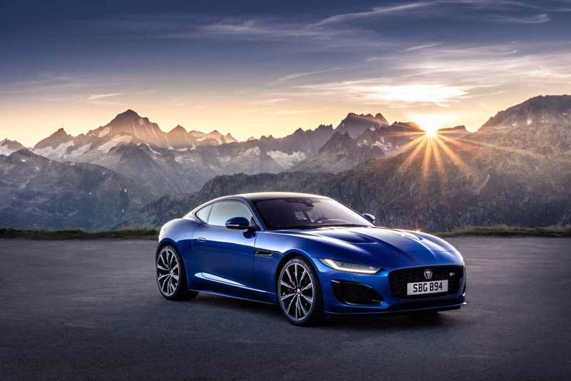 Jaguar представил обновленный F-Type