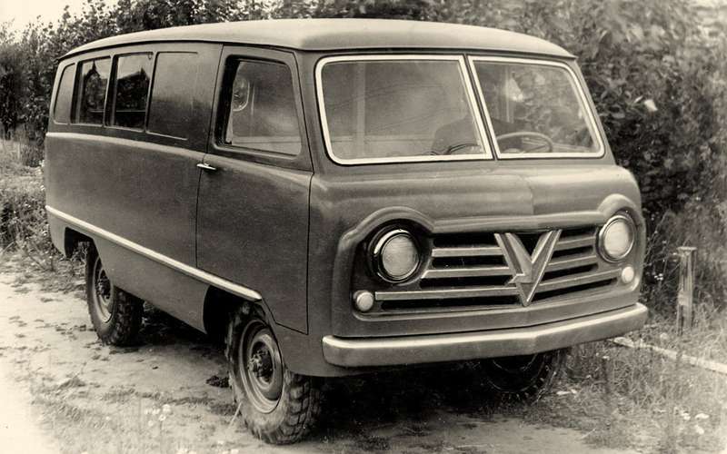 Первый прототип – штабной УАЗ‑450Б, 1956 г.